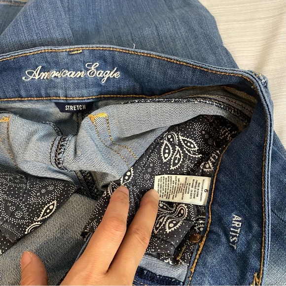 American Eagle Outfitters Artist Light Blue Jeans Size 6 - Picture 3 of 6